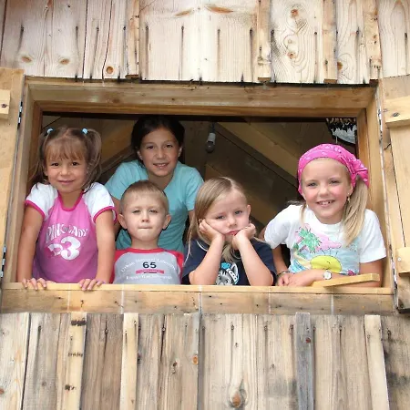 Cesa Al Monech Апартаменты Сельва-ди-Кадоре