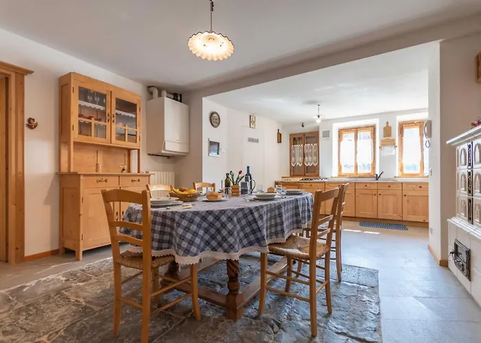 Cesa Al Monech شقة سيلفا دي كادوري